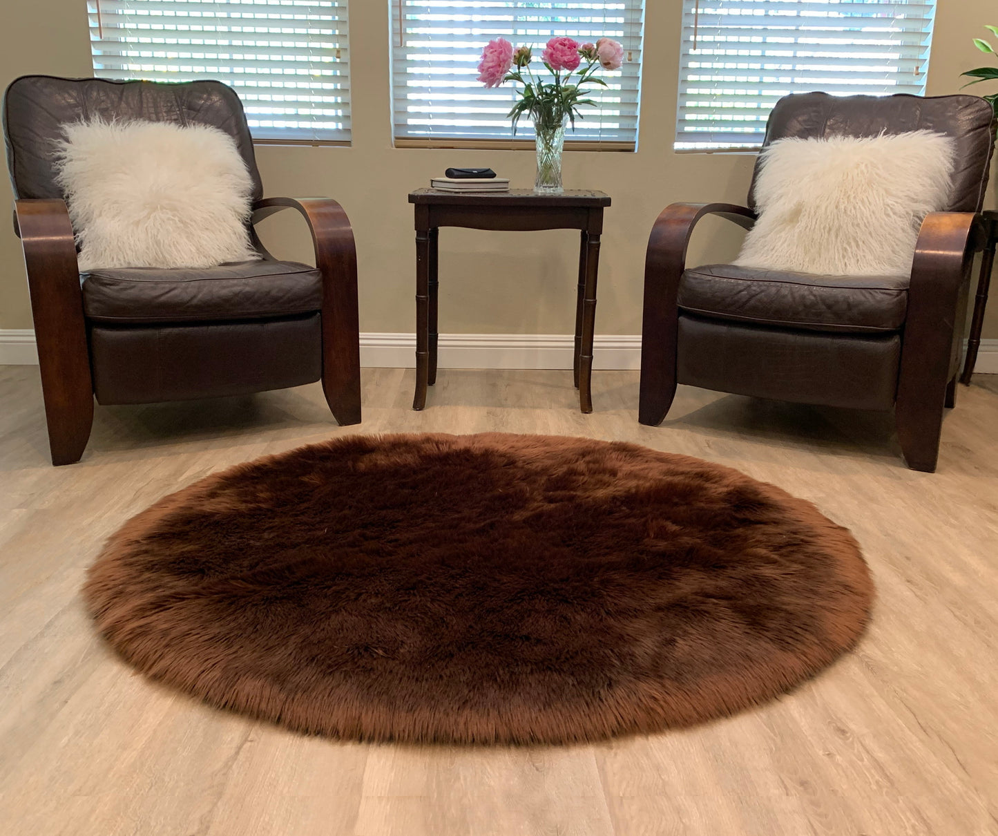 Faux sheepskin rug Oval Shaped 2'X3' (60cm x 90cm)